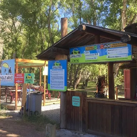 Maison Neuve Proche De Barcelonnette Vakantiehuis *