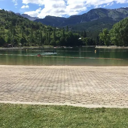 Maison Neuve Proche De Barcelonnette *