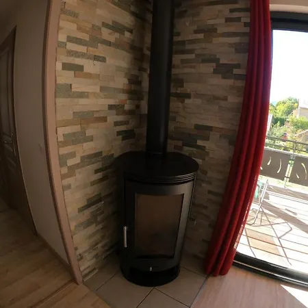 Holiday home Maison Neuve Proche De Barcelonnette Jausiers