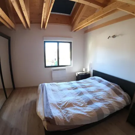 Holiday home Maison Neuve Proche De Barcelonnette Jausiers