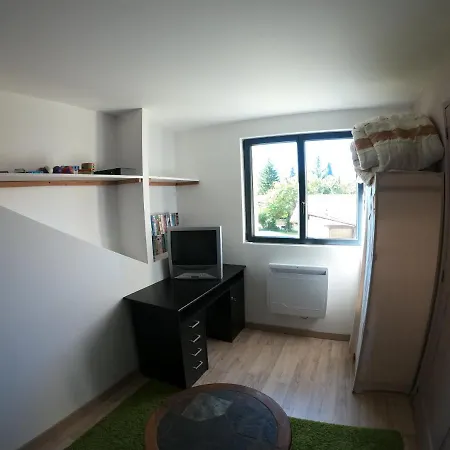 Maison Neuve Proche De Barcelonnette Jausiers