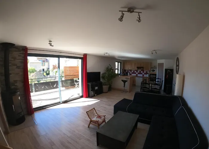 Maison Neuve Proche De Barcelonnette *