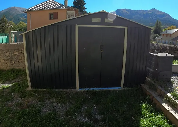 Maison Neuve Proche De Barcelonnette