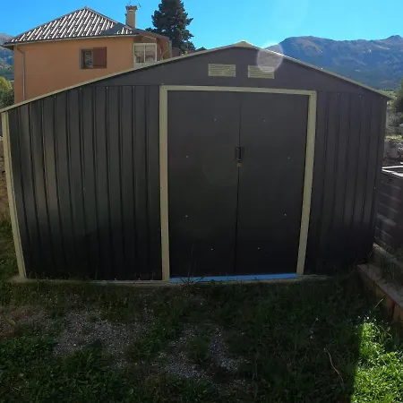 Maison Neuve Proche De Barcelonnette