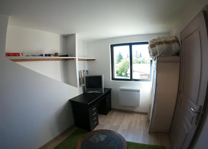 Maison Neuve Proche De Barcelonnette Jausiers